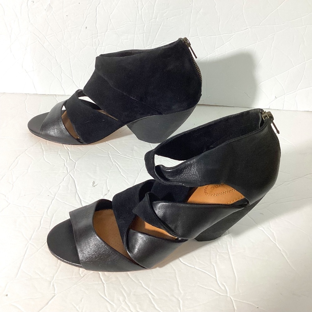 Corso Como Black Women's Sandals